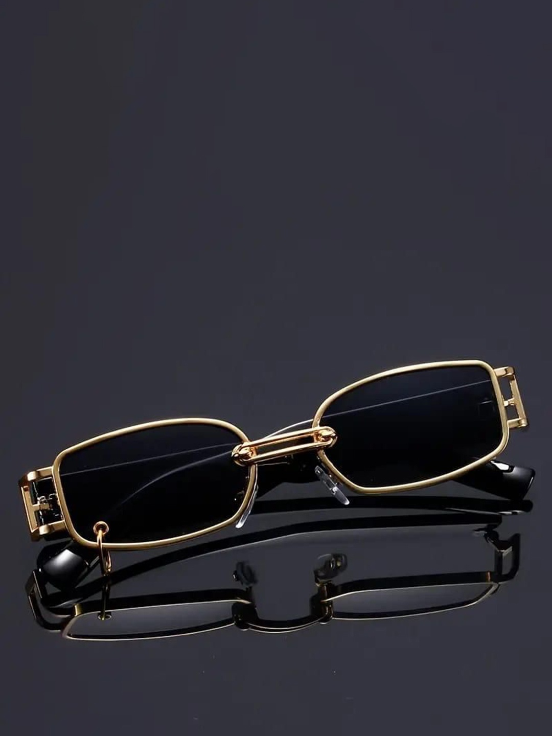 

Trunks Unisex Rectangle Sunglasses with UV Protected Lens, Black