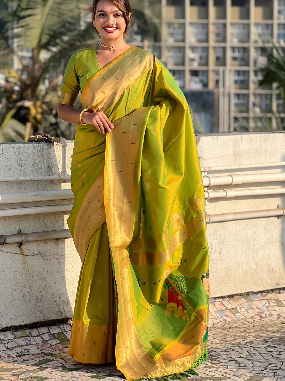 

MySilkLove Woven Design Zari Silk Blend Paithani Saree, Green