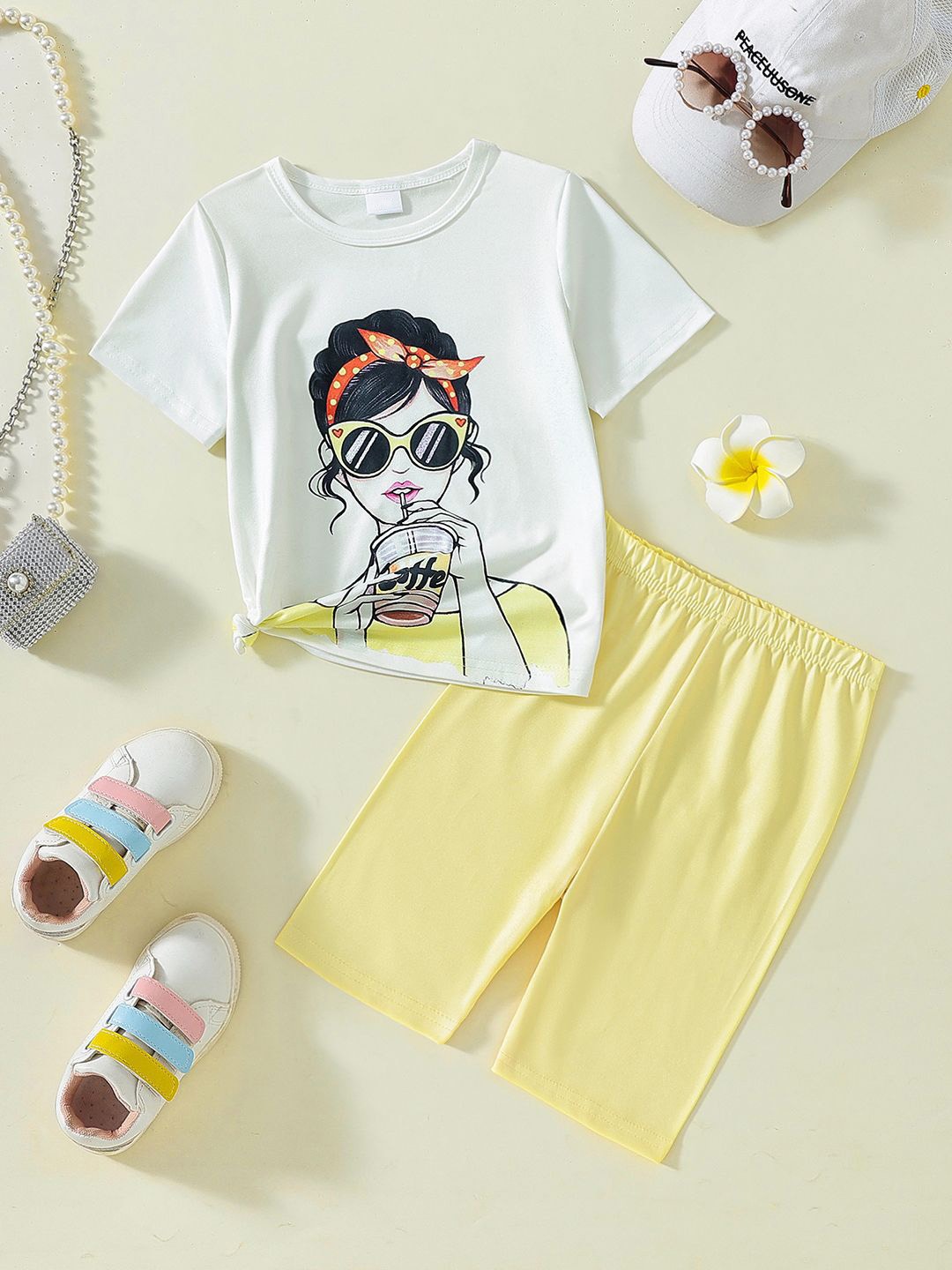 

YK Girls Printed T-Shirt & Shorts Clothing Set, White