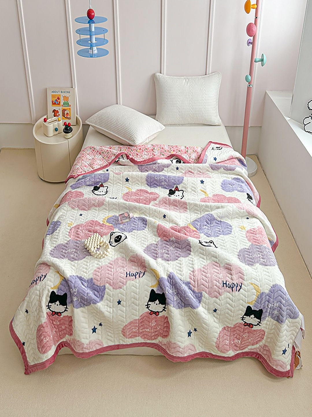 

JC HOME White & Blue Ethnic Motifs Mild Winter 400 GSM Double Bed Blanket