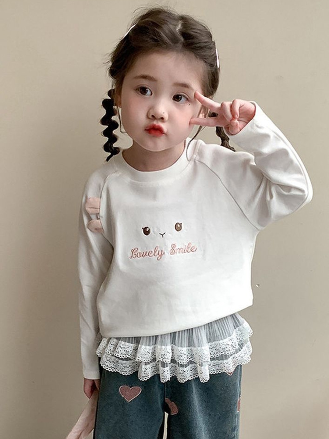 

LULU & SKY Girls Typography Applique T-shirt, White