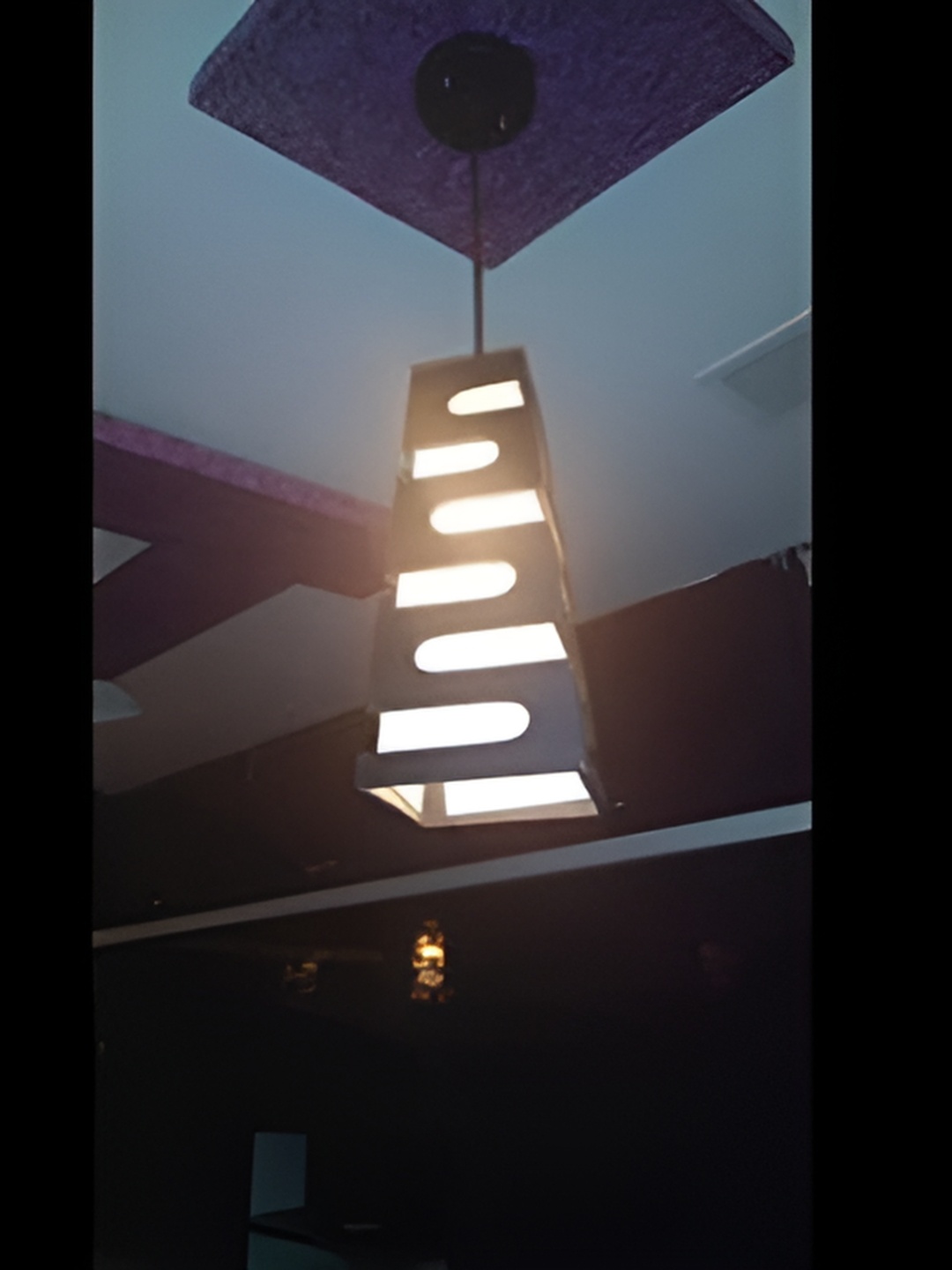 

GAUVIK Black & White Ceiling Lamp