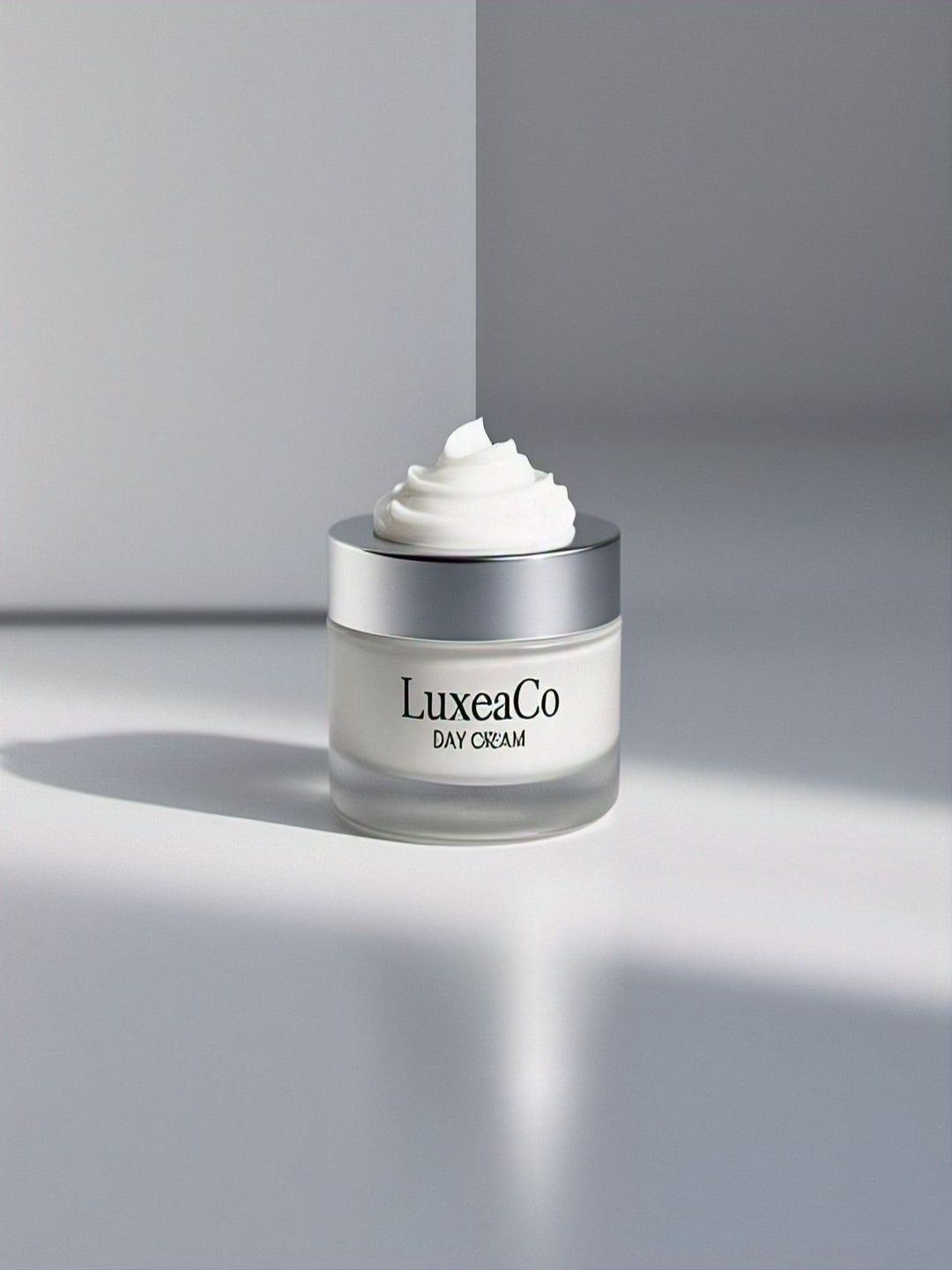 

The LuxeaCo Brightify Anti-Ageing Day Cream - 25 ml, White