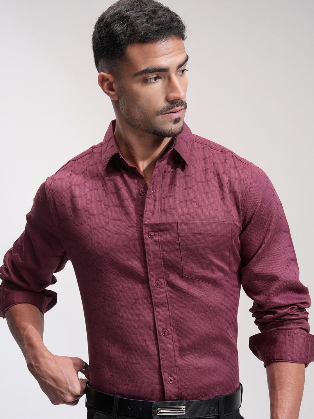 

HIGHLANDER Men Comfort Slim Fit Opaque Casual Shirt, Rose gold