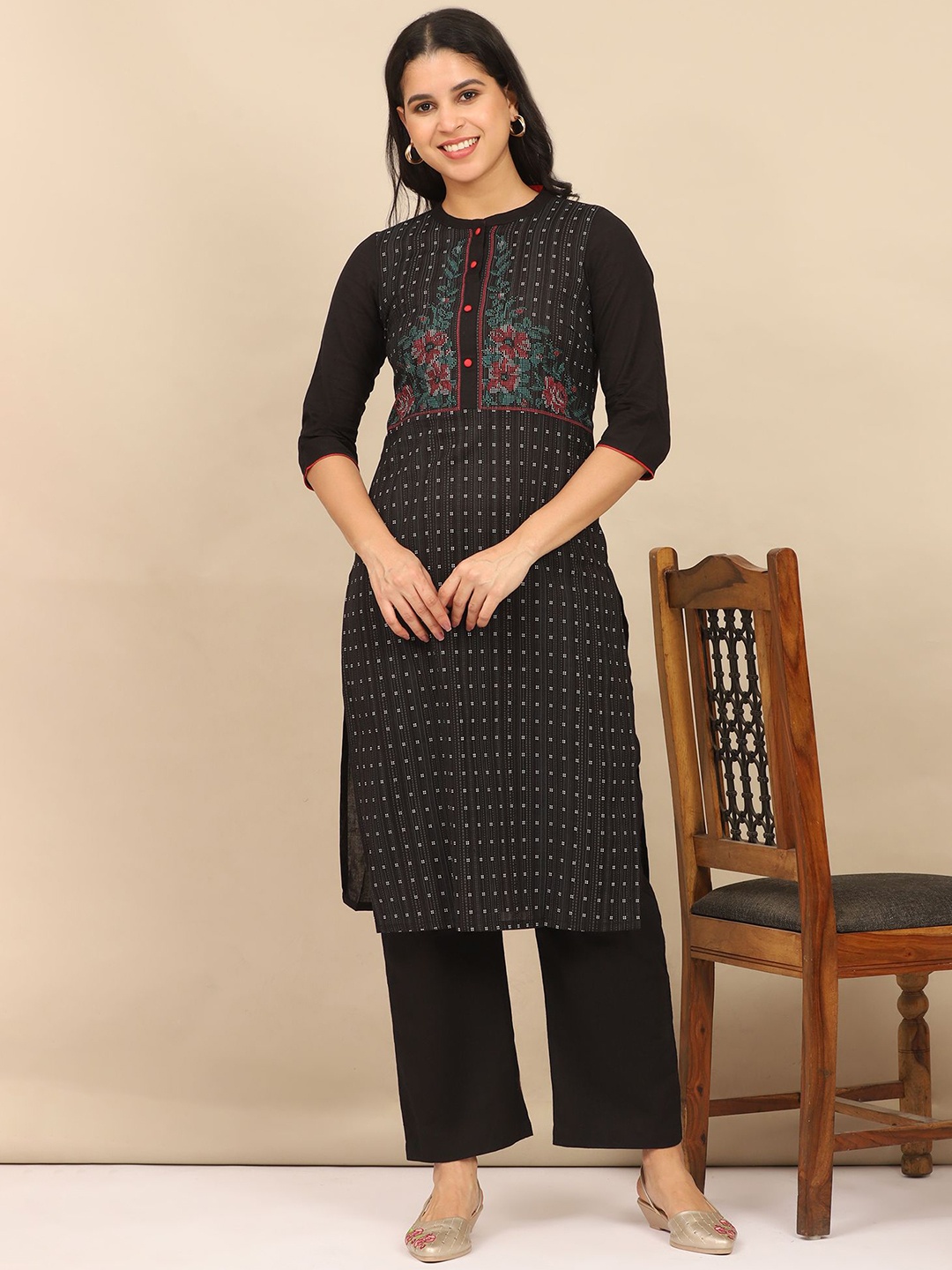 

AURELIA Women Printed Regular Kurta with Trousers, Black