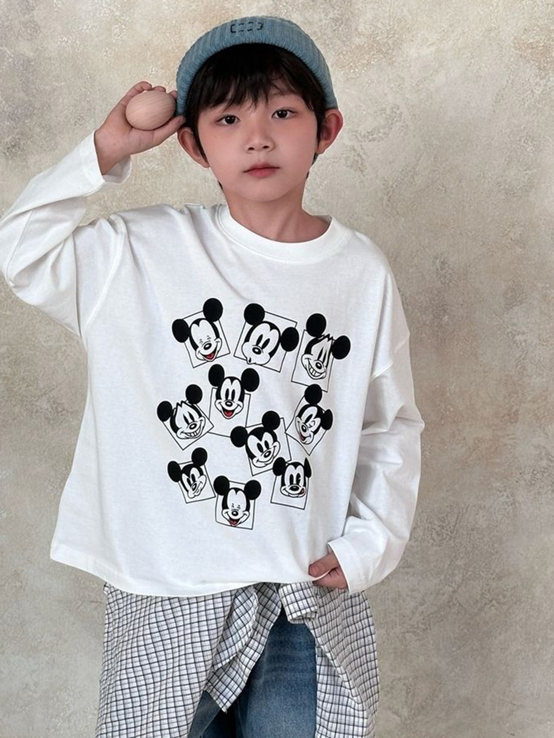 

LULU & SKY Kids Printed Organic Cotton Raw Edge T-shirt, White