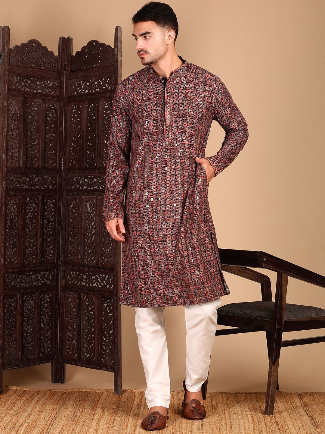 

House of Pataudi Chic Geometric Pattern Chikankari Kurta With Sequin, Brown