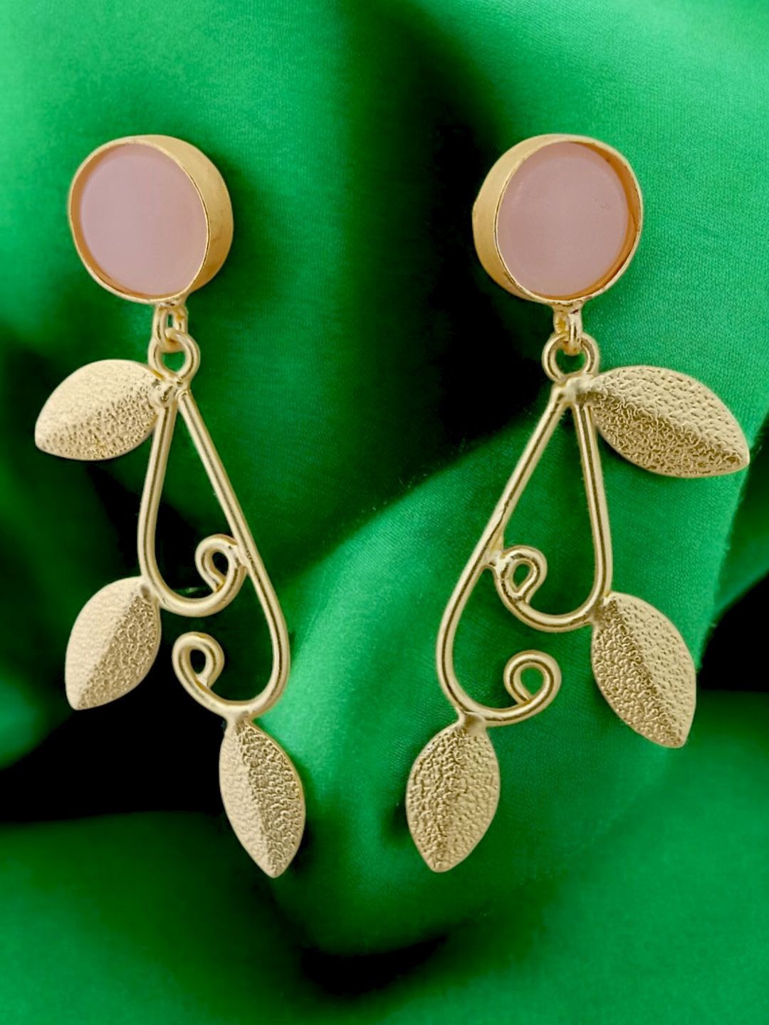 

TISHUL JEWELS Classic Drop Earrings, Pink