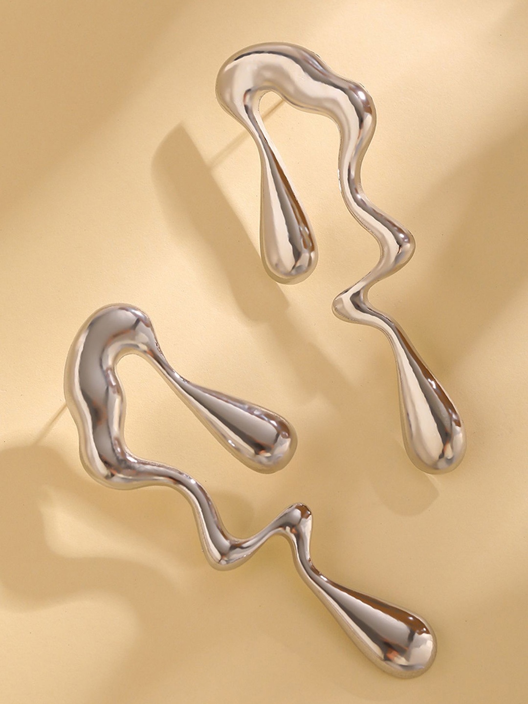 

LULU & SKY Contemporary Studs Earrings, White