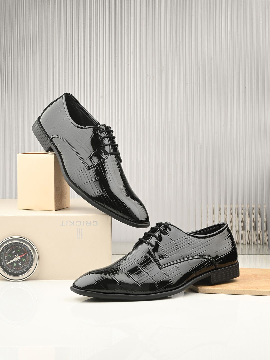 

INVICTUS Men Formal Derbys, Black