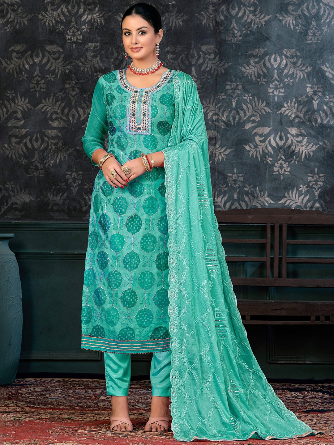 

SHADOW & SAINING Embellished Organza Semi-Stitched Dress Material, Sea green