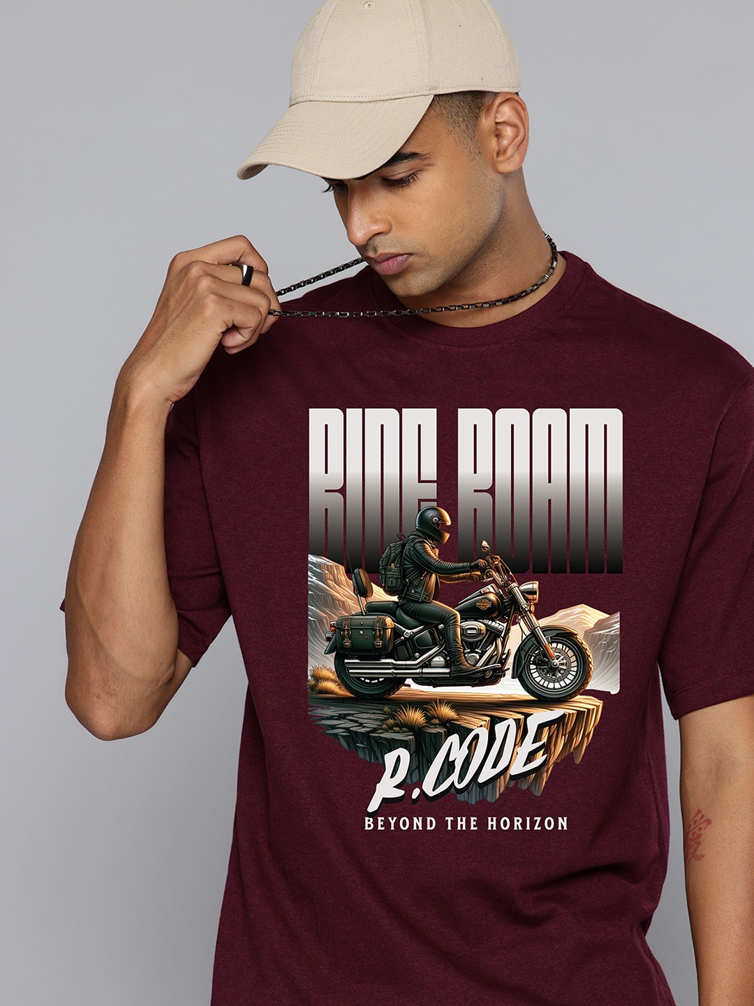 

R.Code by The Roadster Life Co. Men Printed T-shirt, Burgundy