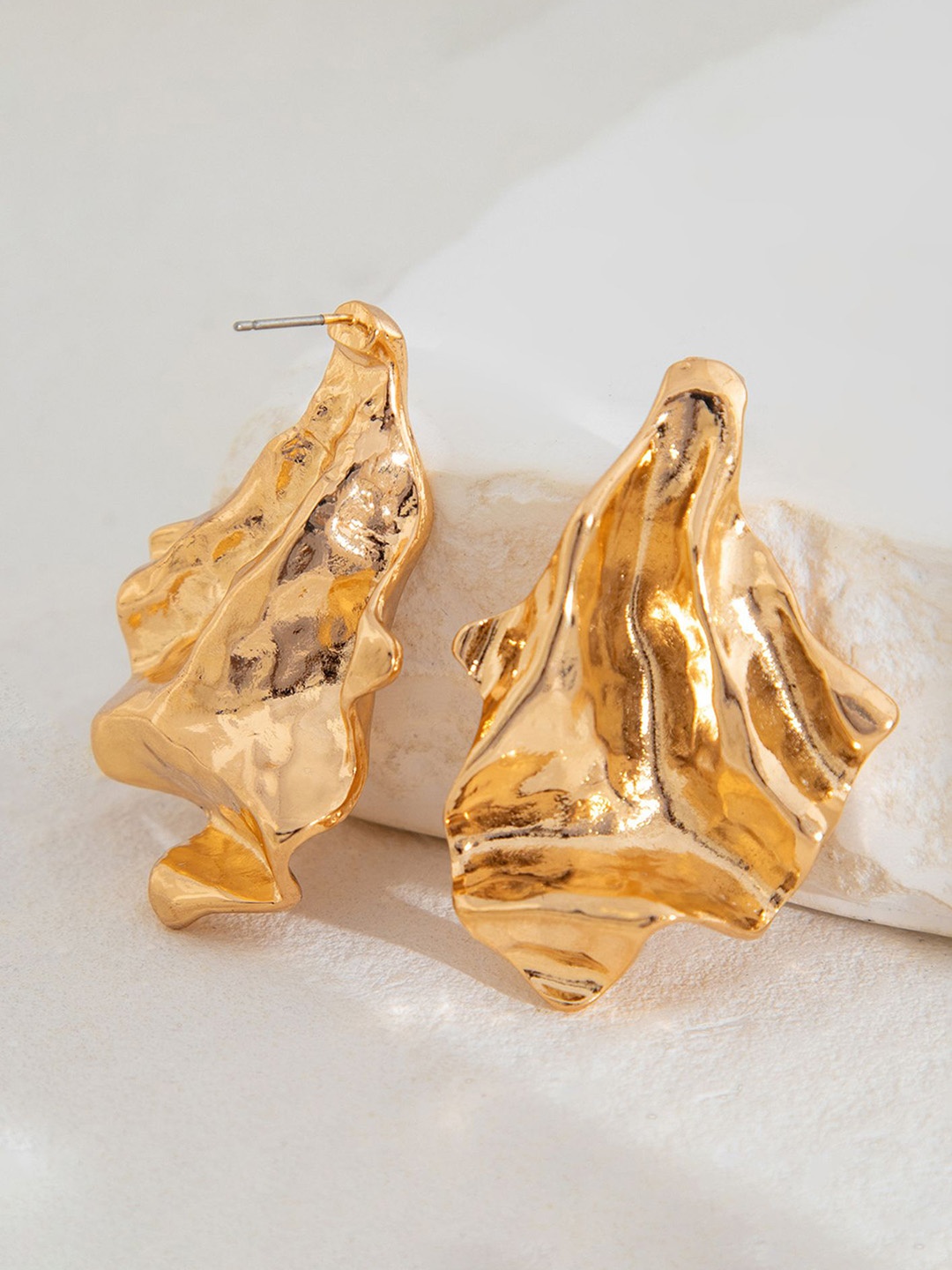 

LULU & SKY Contemporary Studs Earrings, Gold