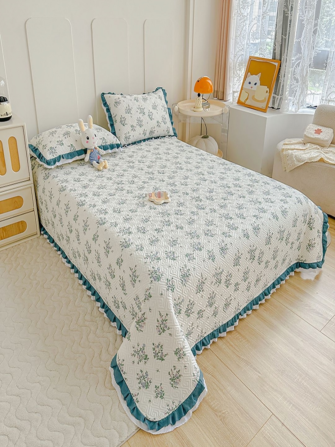 

JC HOME Blue & White Printed Cotton Double King Bed & Pillow Cover