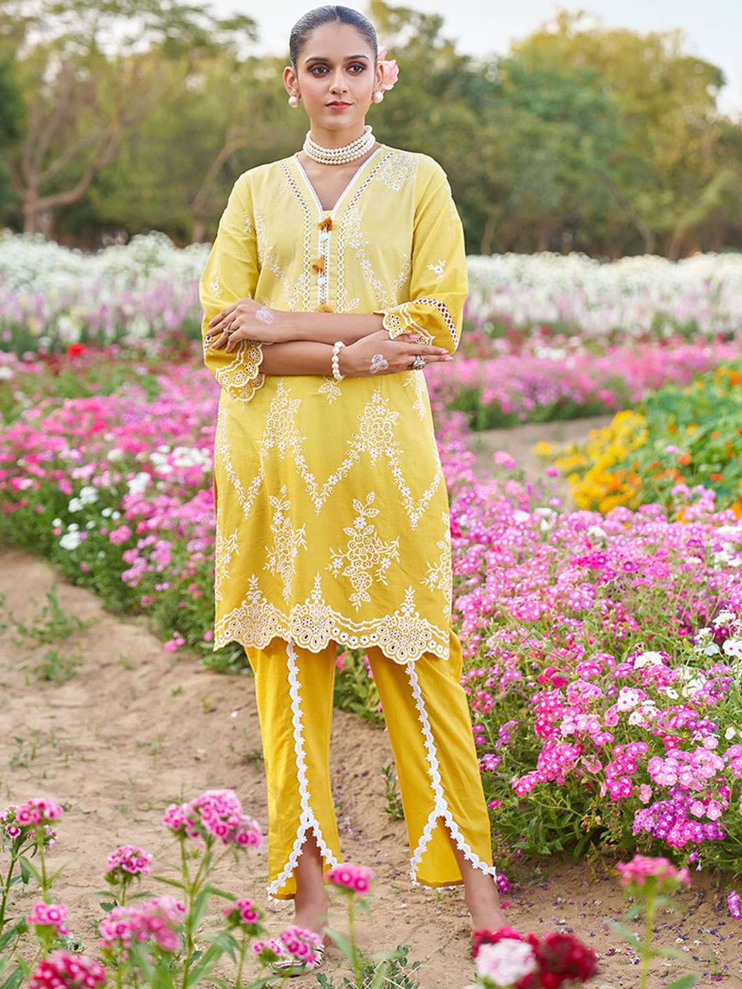 

HEEPOSH Embroidered Pure Cotton V-Neck Tunic & Trousers Co-Ords Set, Yellow