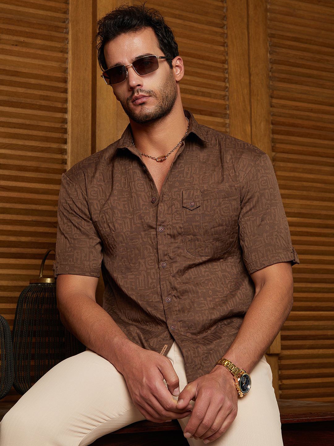 

Campus Sutra Men Classic Opaque Casual Shirt, Brown