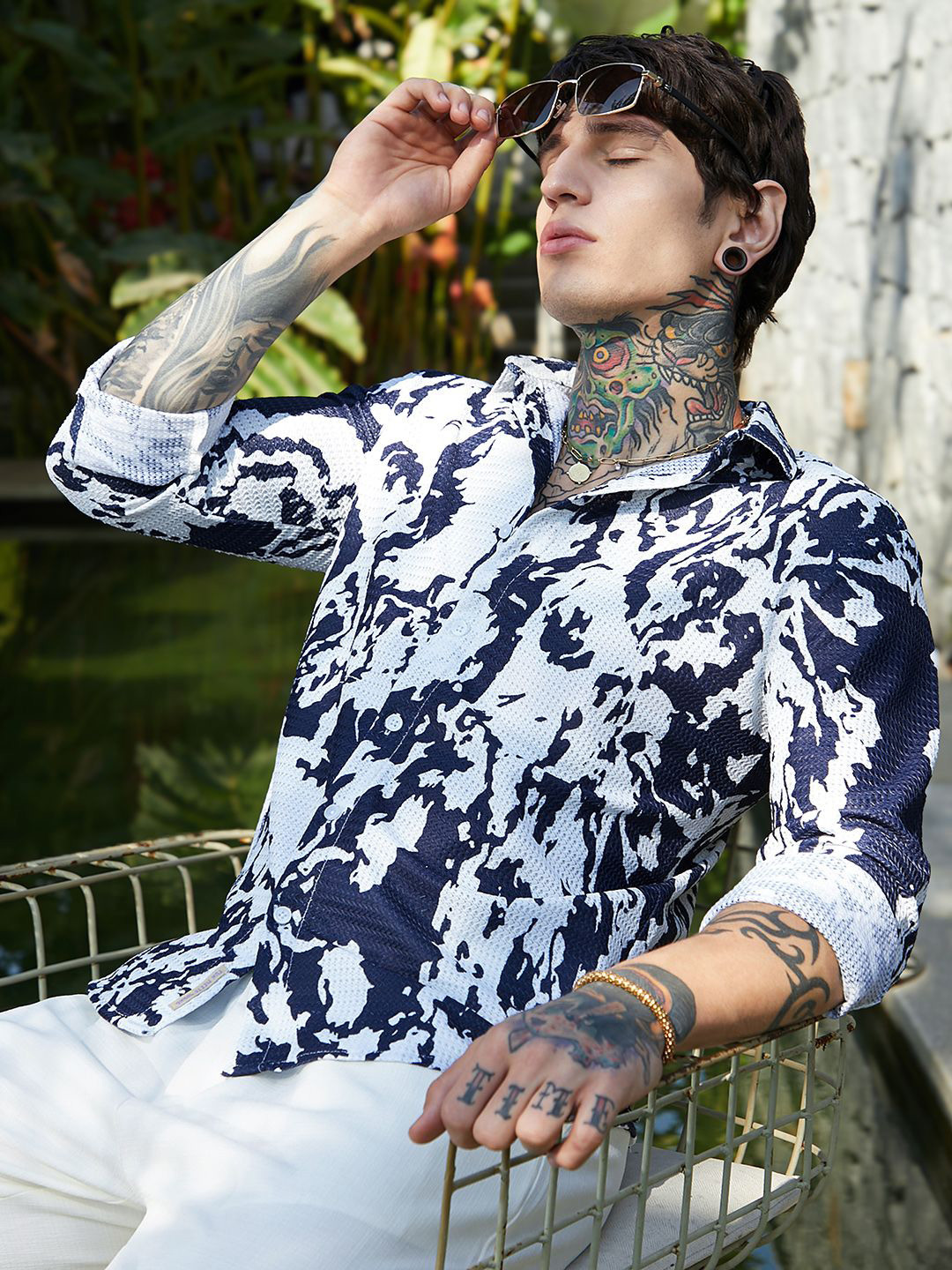 

Campus Sutra Men Classic Opaque Printed Casual Shirt, Multi
