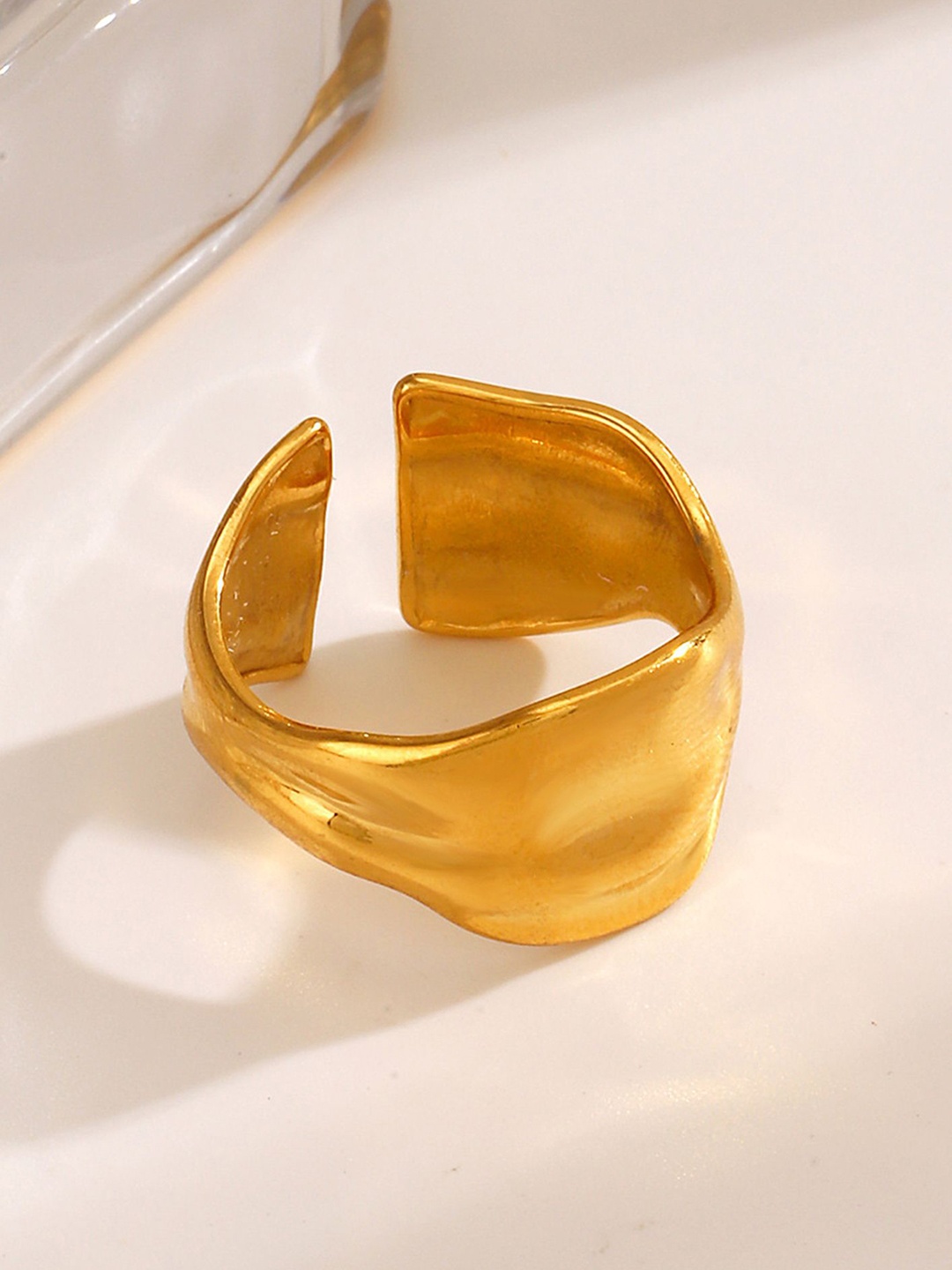 

LULU & SKY Gold-Plated Adjustable Finger Ring