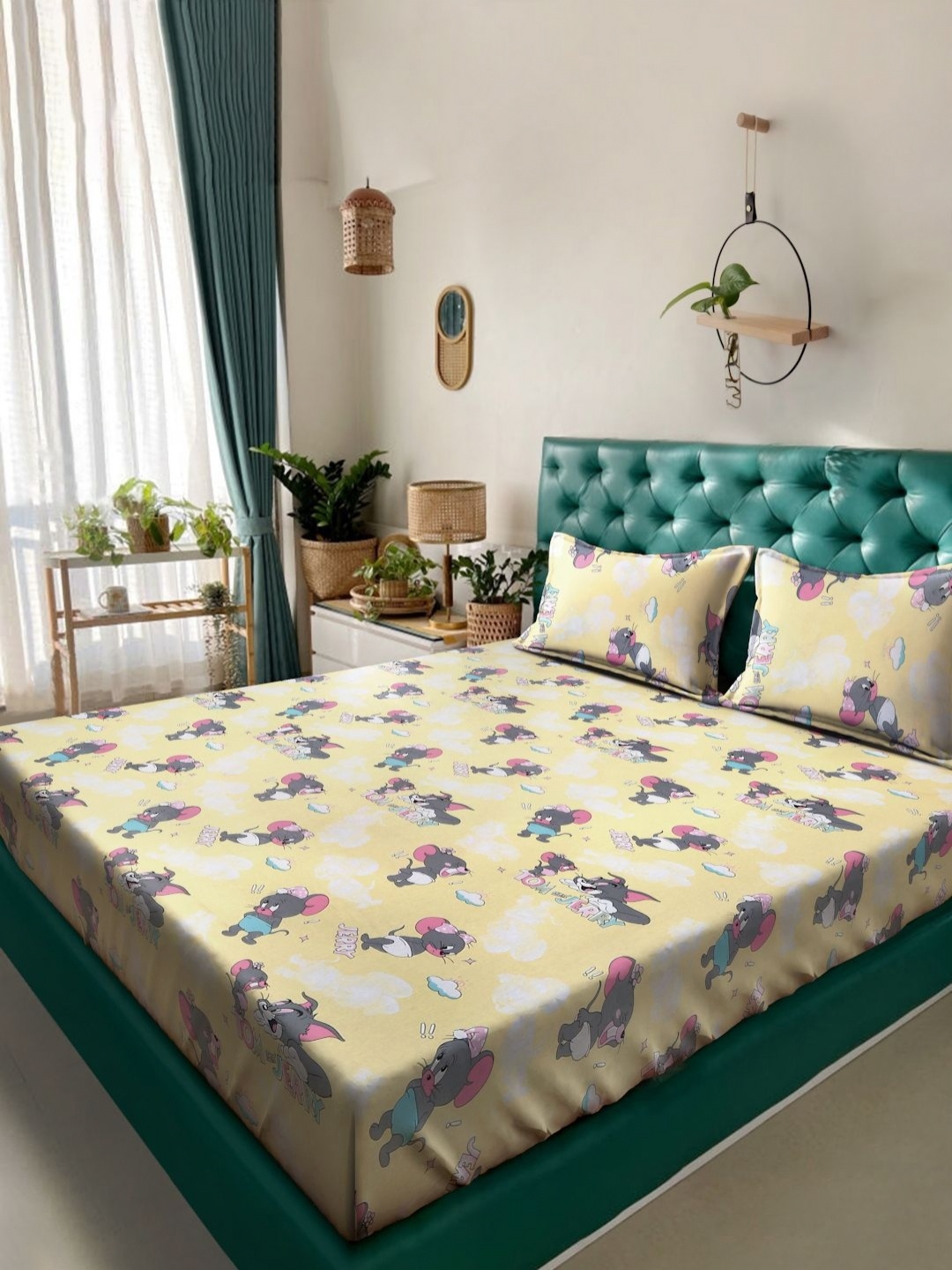 

Myntra Elegant Homes Yellow & Grey Cartoon Characters 400 TC King Bedsheet with 2 Pillow Covers