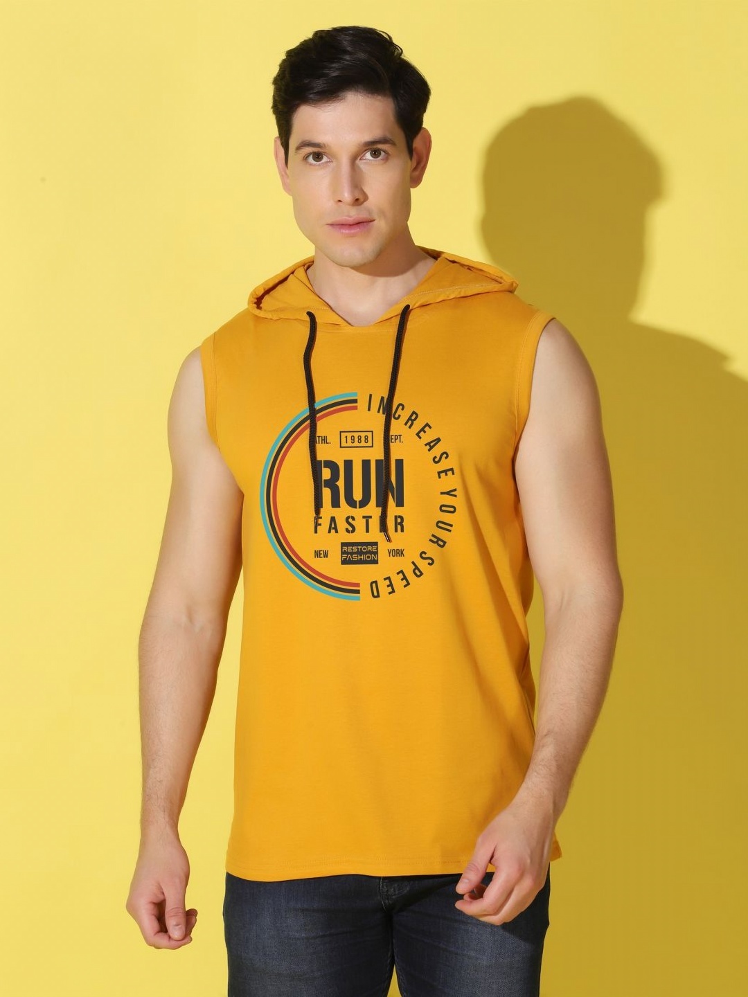 

WOOSTRO Men Typography Printed Hooded Slim Fit T-shirt, Mustard