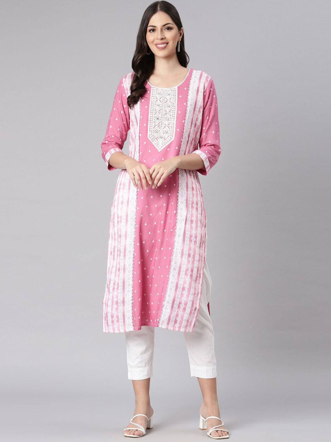 

Neerus Women Printed Kurta, Pink
