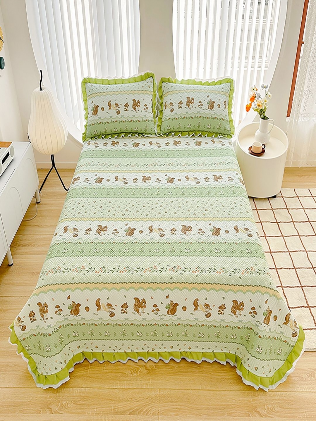 

JC HOME Green & White Printed Cotton Double King Bed & Pillow Cover