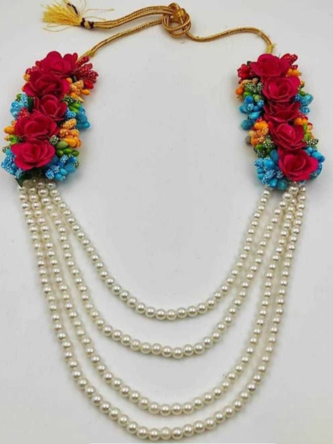 

BALIKA VADHU Blooming Elegance Flower Jewellery Set, Gold