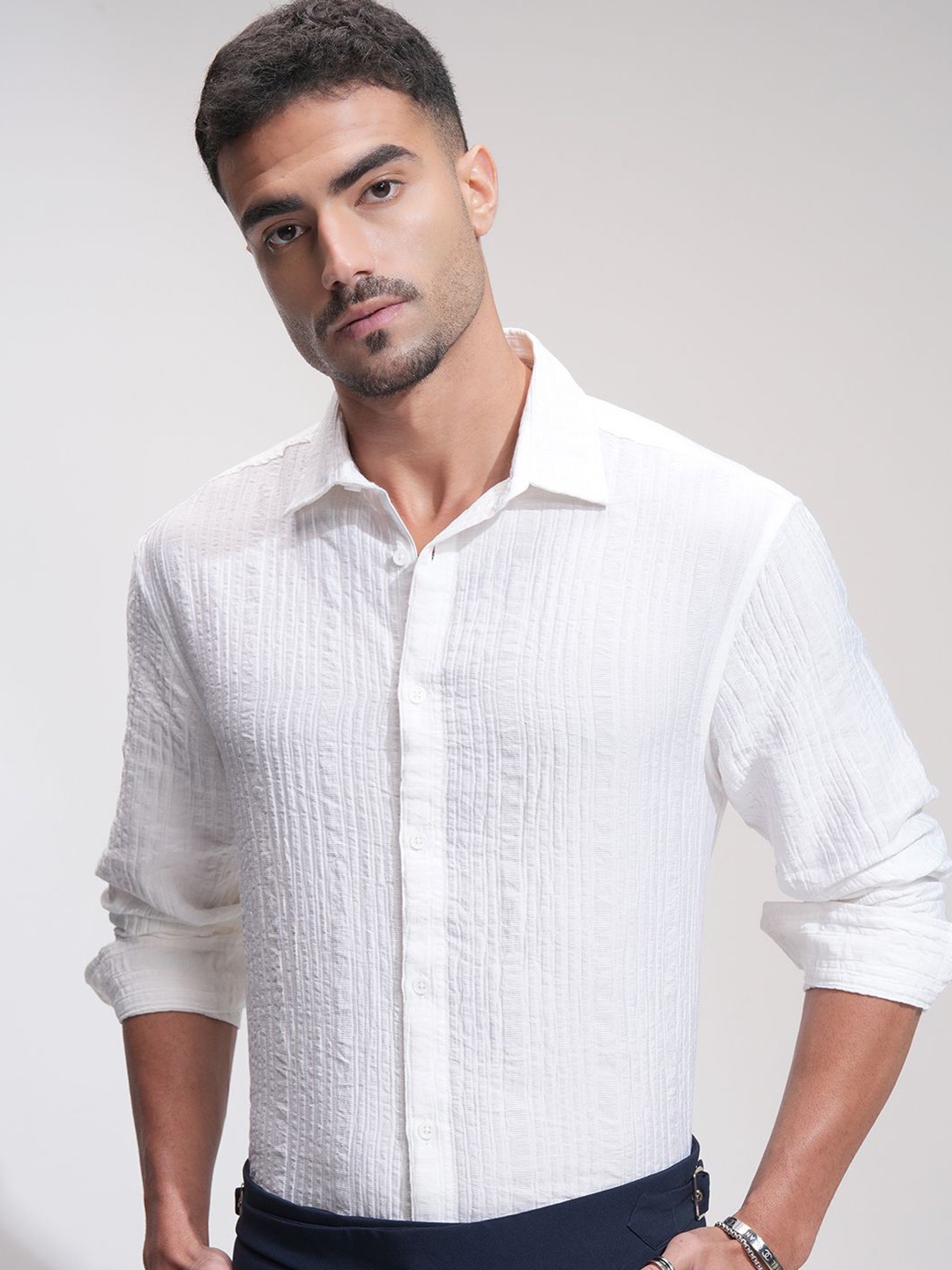 

HIGHLANDER Men Comfort Opaque Casual Shirt, White