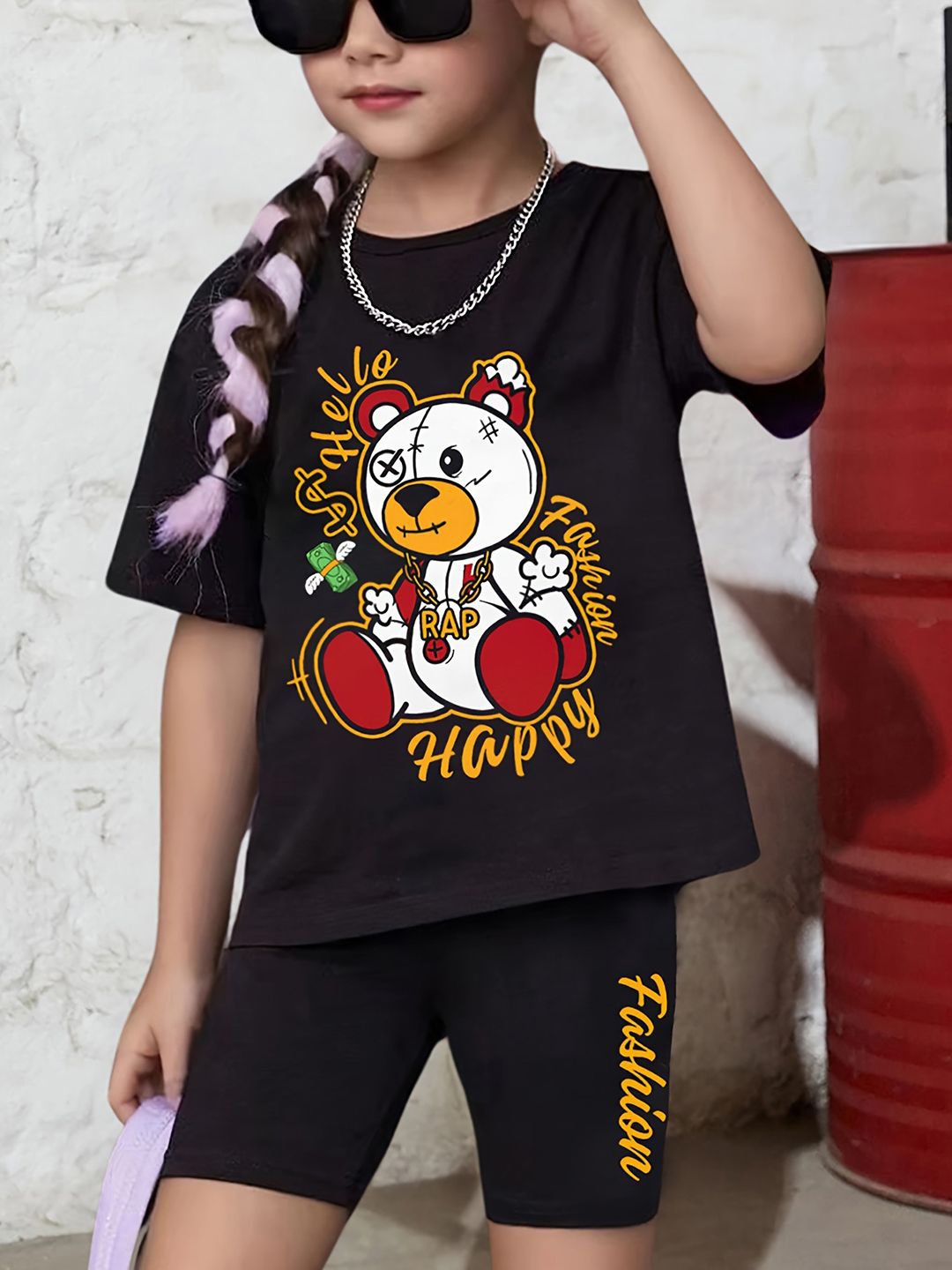 

YK Girls Printed T-shirt with Shorts, Black