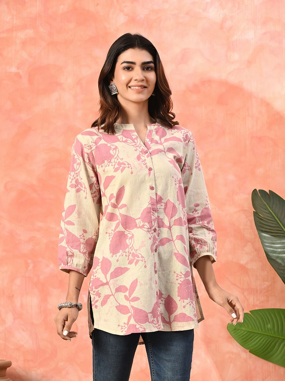 

Sangria Mandarin Collar Printed Cotton Ethnic Tunic, Beige