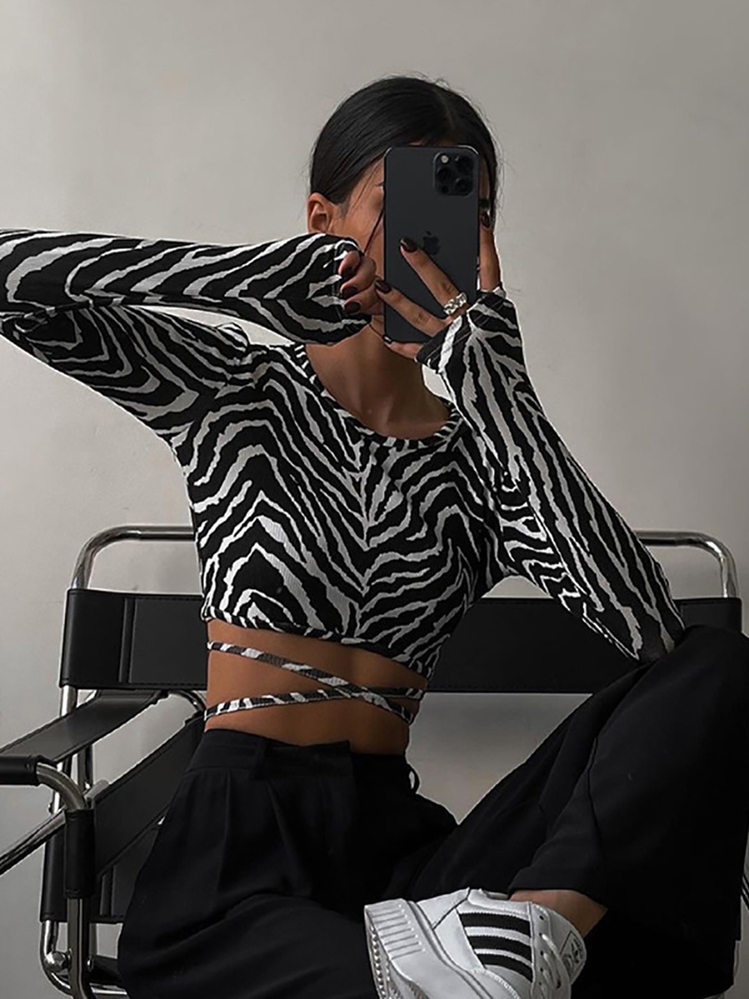 

StyleCast x Revolte Print Styled Back Crop Top, Black