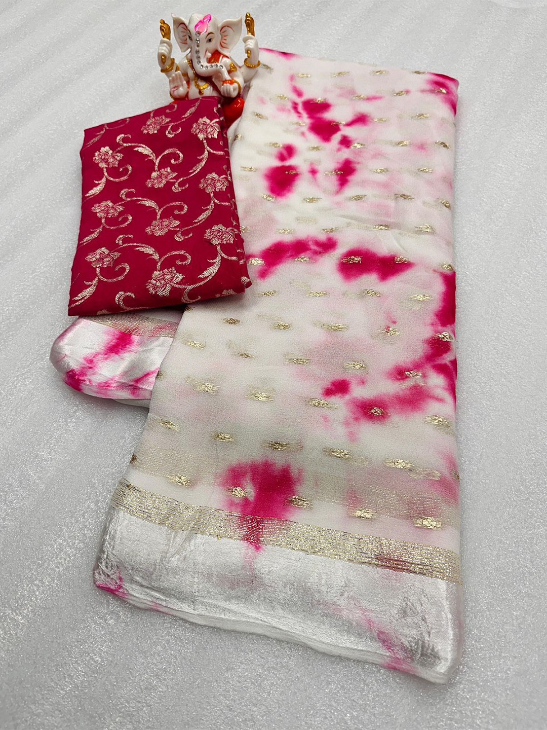 

PAYAL CREATION Tie and Dye Zari Pure Georgette Designer Saree, Pink