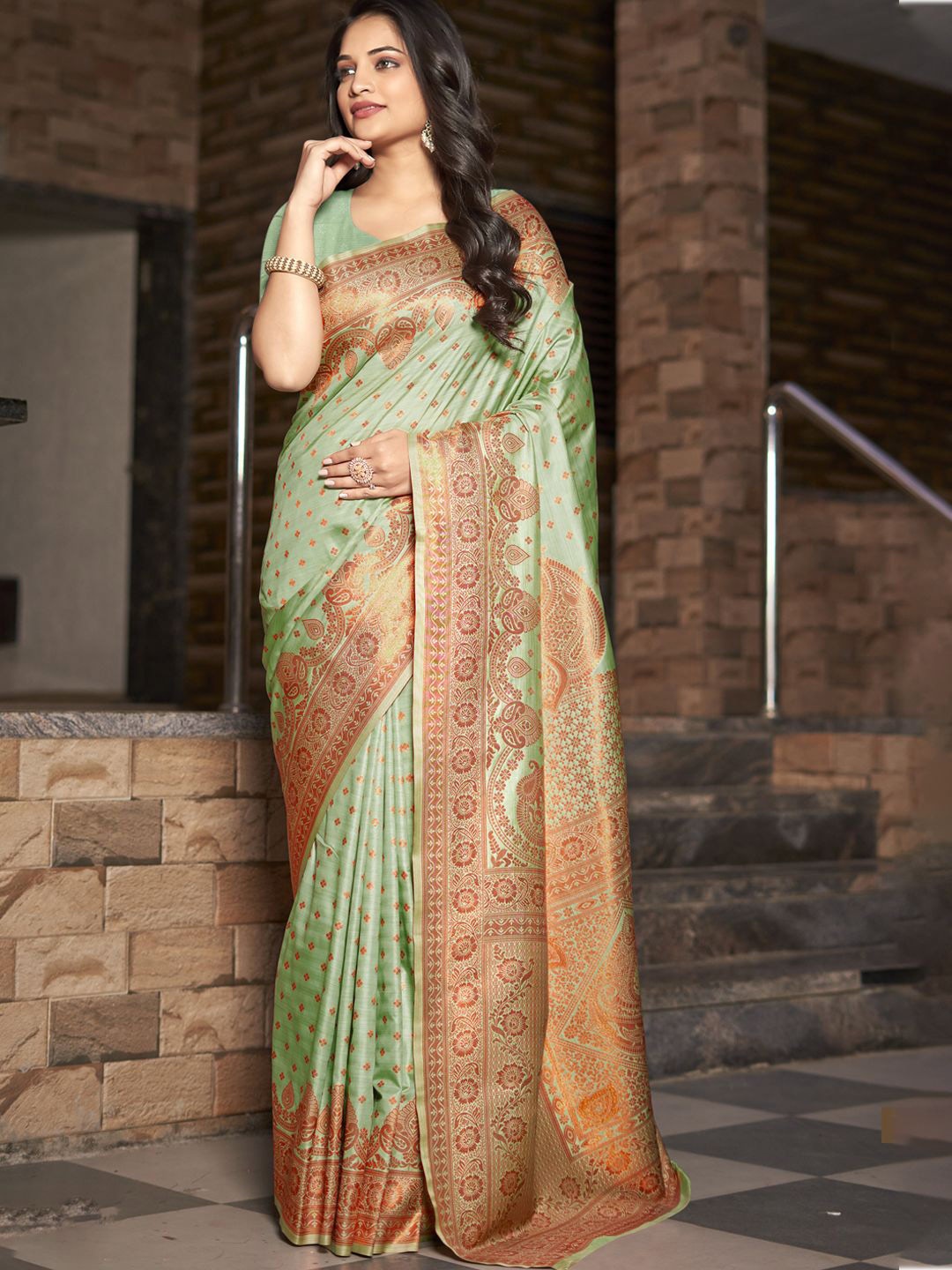 

SANGAM PRINTS Woven Design Zari Silk Blend Tussar Saree, Lime green