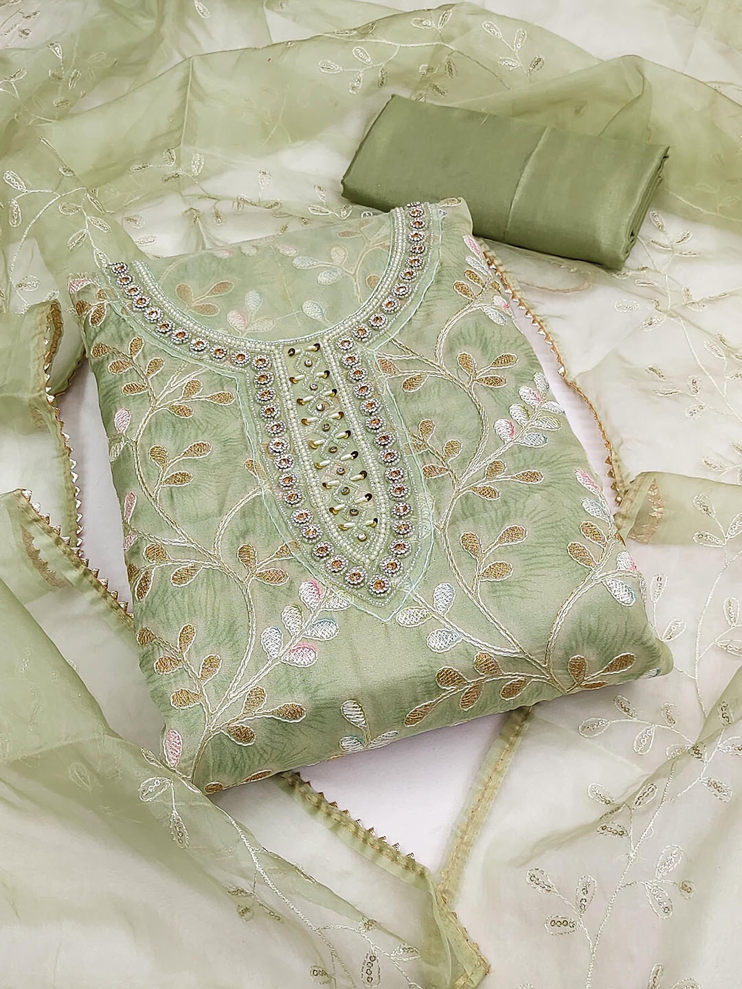 

SHADOW & SAINING Embroidered Organza Semi-Stitched Dress Material, Green