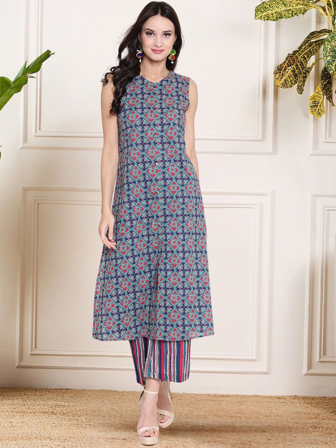 

Sera Women Ethnic Motifs Printed Regular Pure Cotton Kurta with Palazzos, Blue