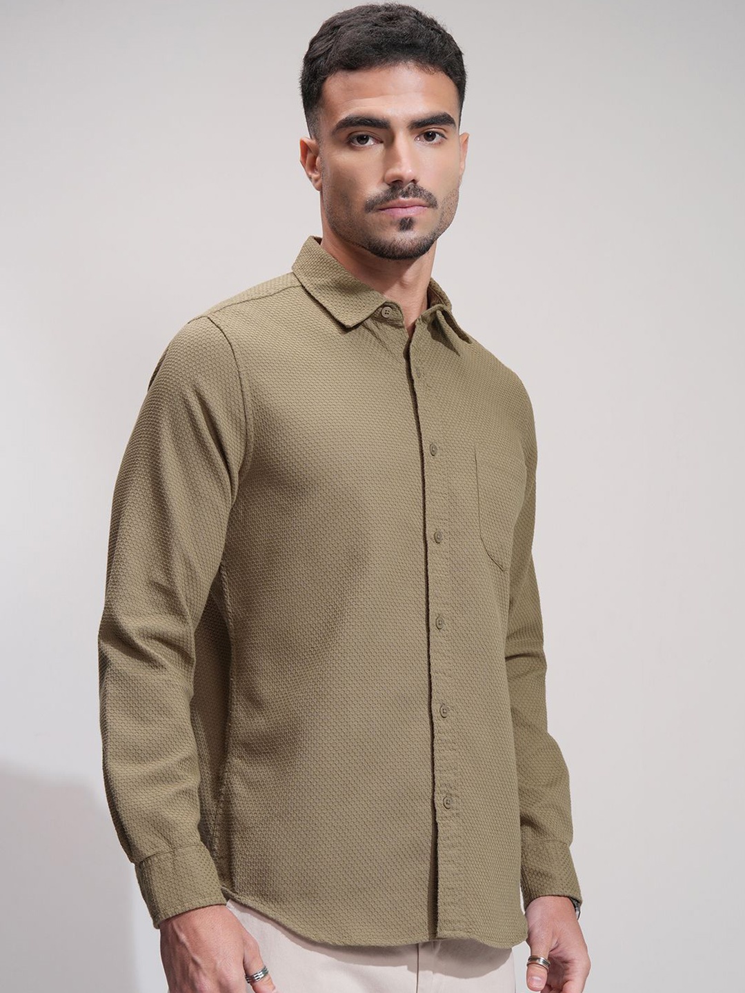 

HIGHLANDER Men Comfort Slim Fit Opaque Casual Shirt, Khaki