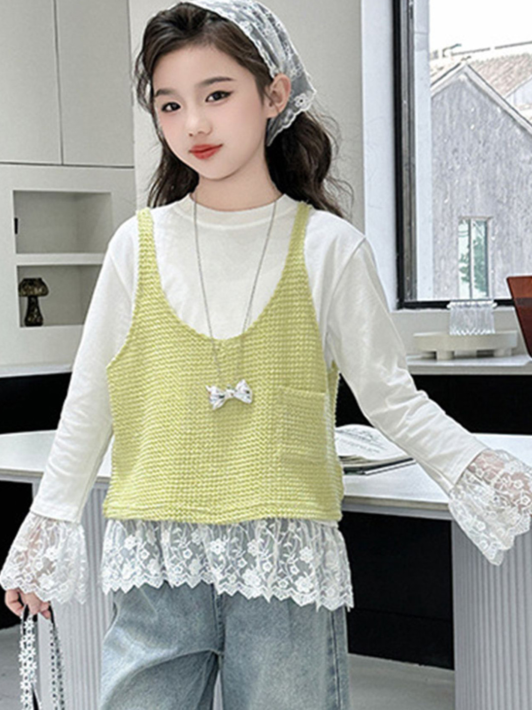 

LULU & SKY Top, White