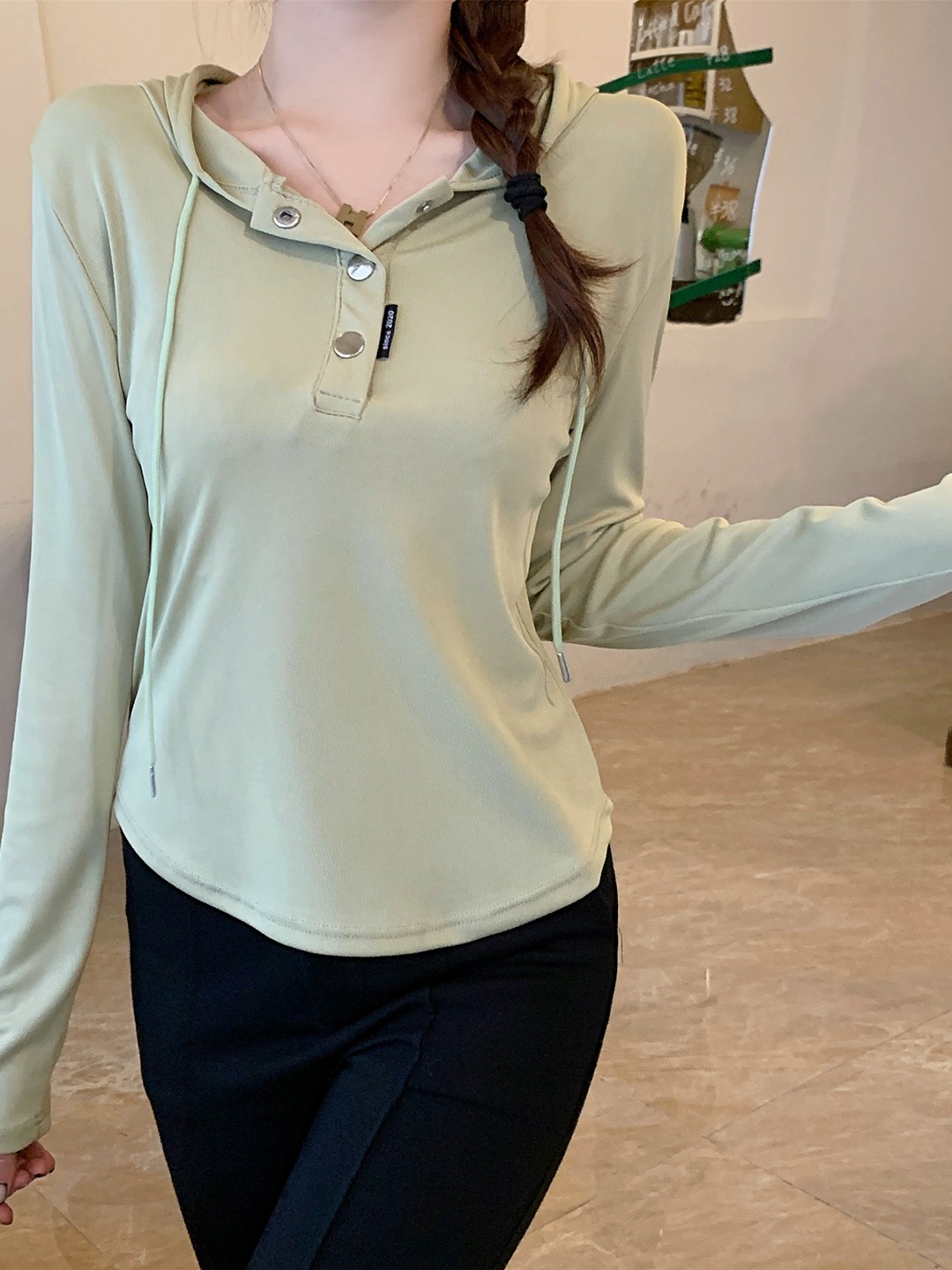 

StyleCast x Revolte Women Hooded Extended Sleeves Top, Green