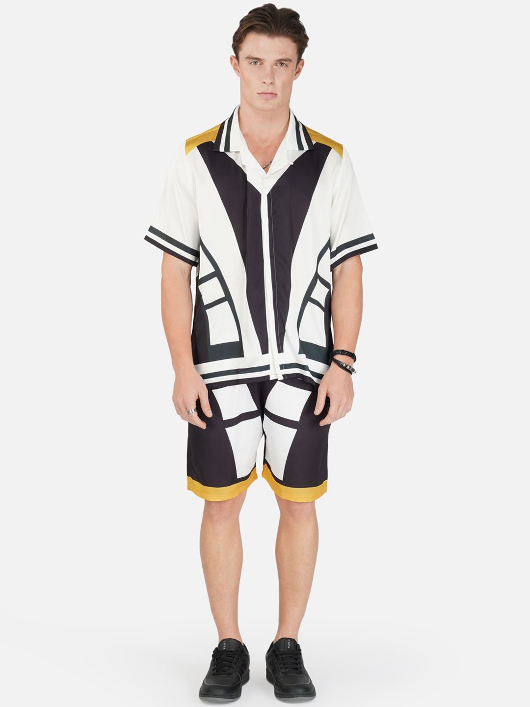

CLUBHAVANA Men Striped Printed High-Rise Running Shorts, White