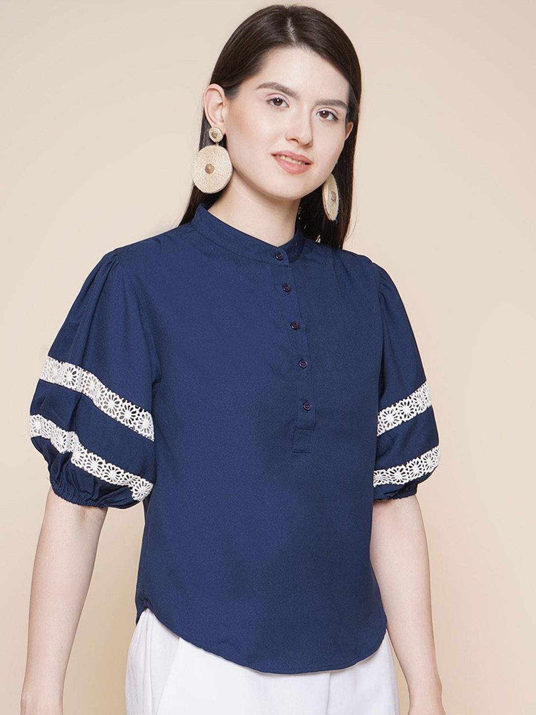 

JAKANARY Extended Sleeves Crepe Top, Navy blue