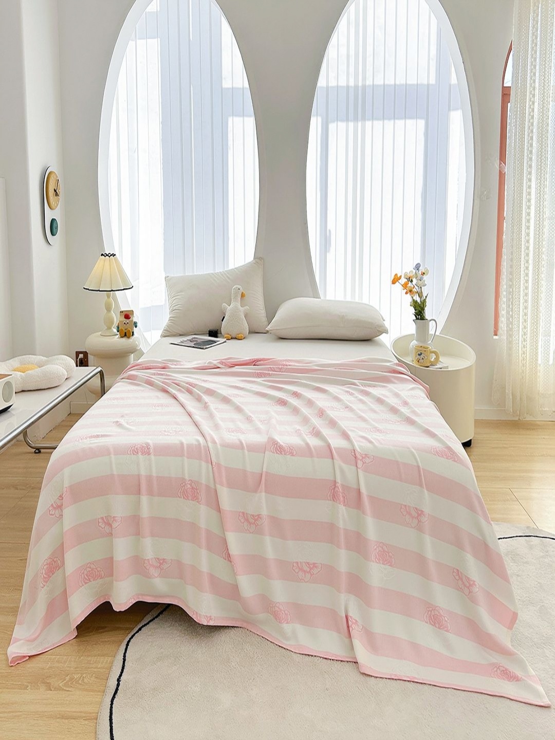 

JC HOME Pink & White Striped Mild Winter 300 GSM Double Bed Blanket