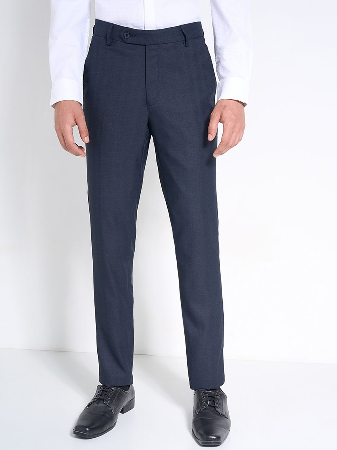 

Peregrine by Pantaloons Men Slim Fit Trousers, Navy blue