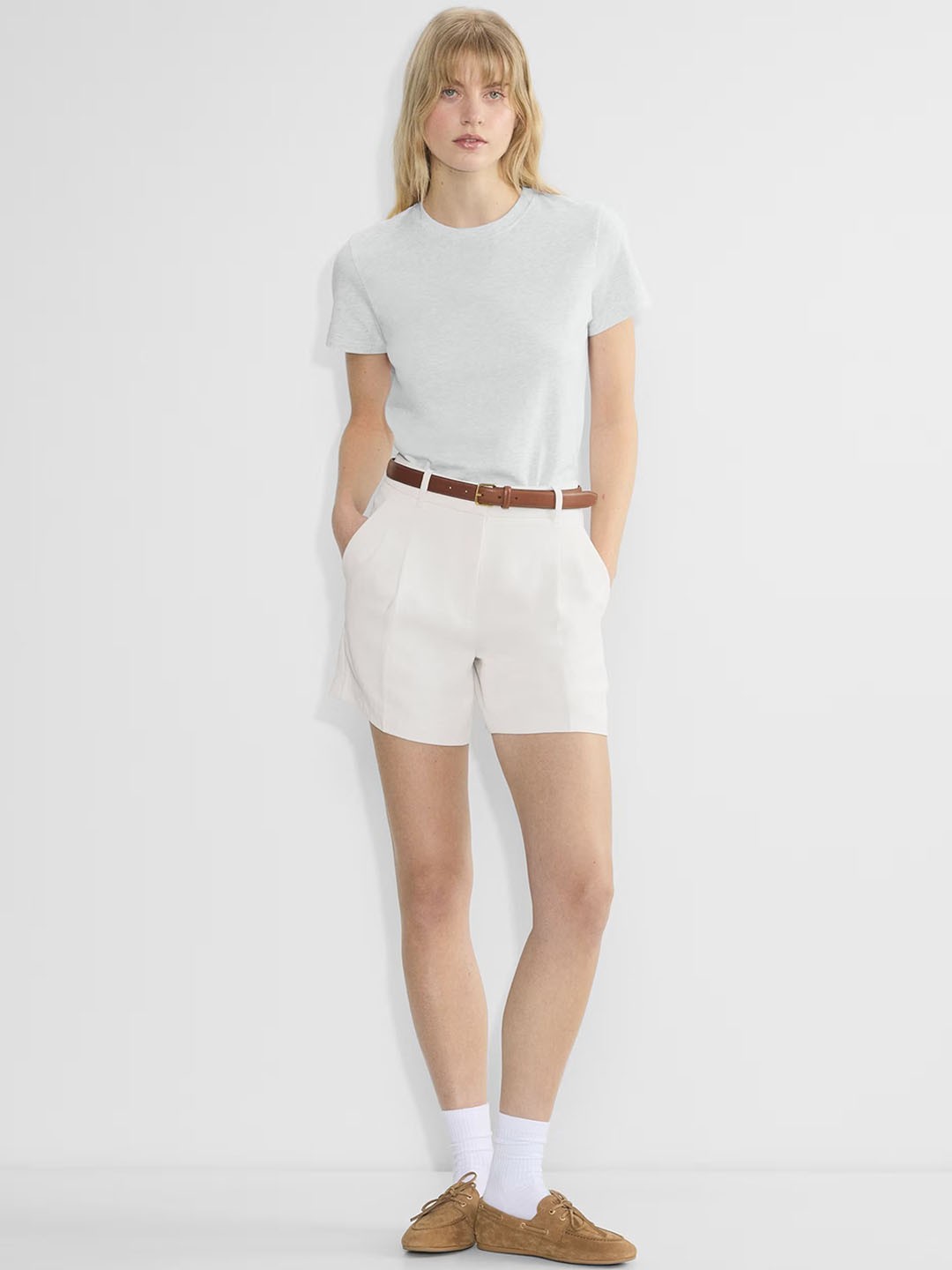 

FNOCKS Women High-Rise Outdoor Shorts, White