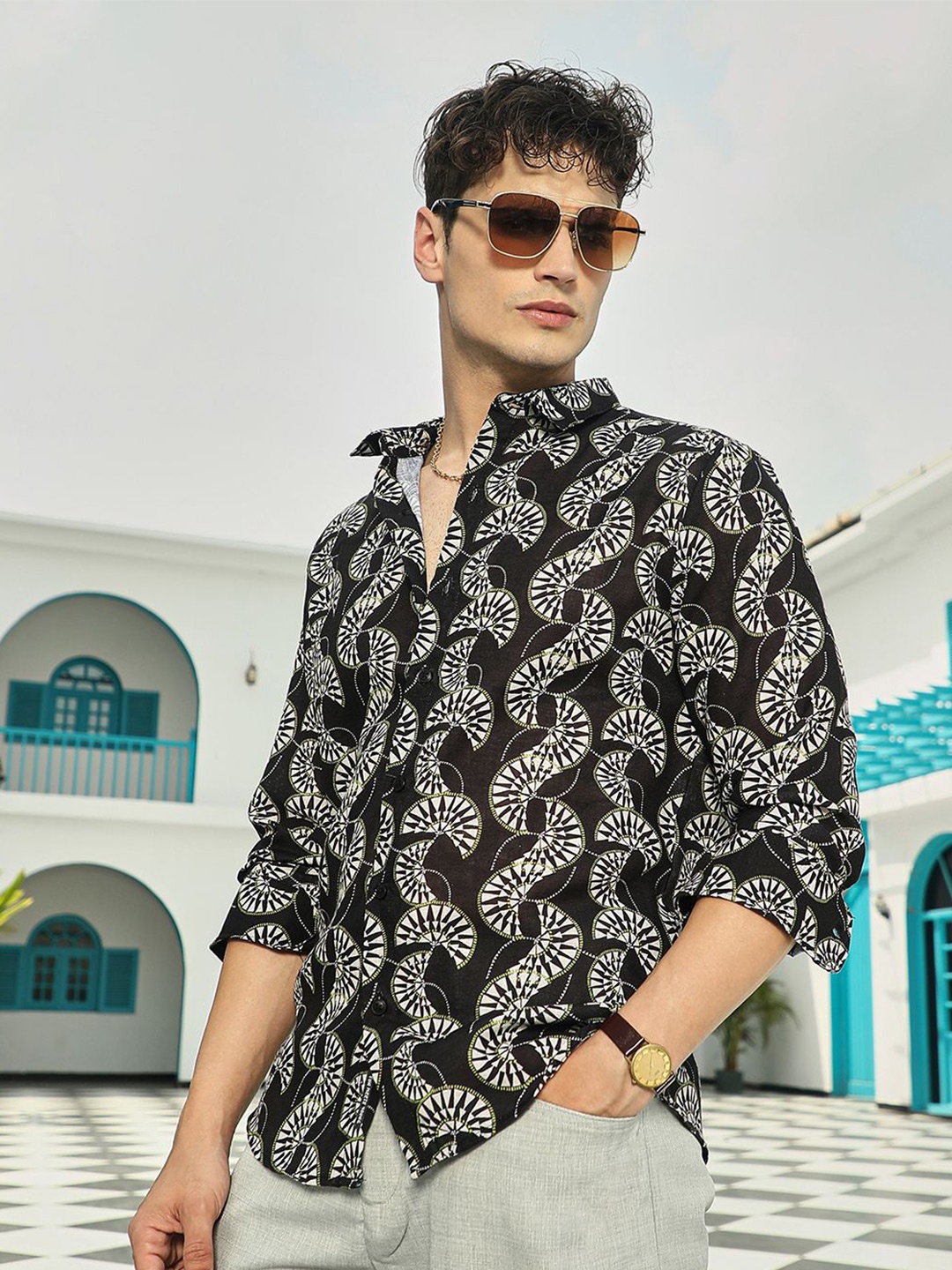 

Campus Sutra Men Classic Opaque Printed Casual Shirt, Multi
