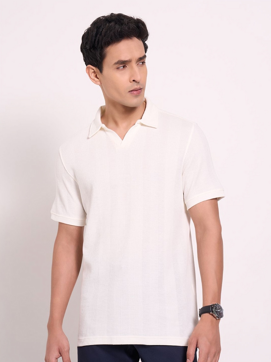 

Peregrine by Pantaloons Men Polo Collar Raw Edge Slim Fit T-shirt, Off white