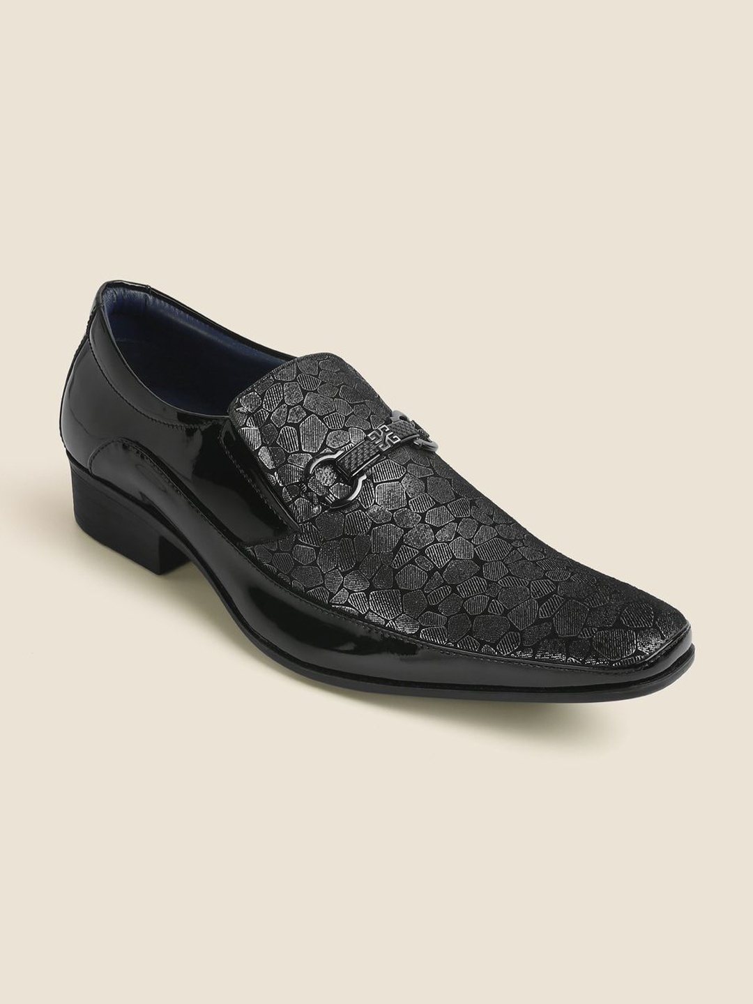 

Metro Men Leather Formal Loafers, Black