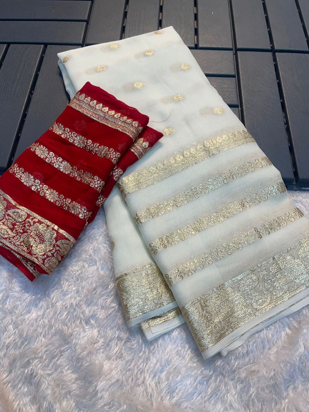 

PAYAL CREATION Floral Embroidered Pure Georgette Designer Saree, White
