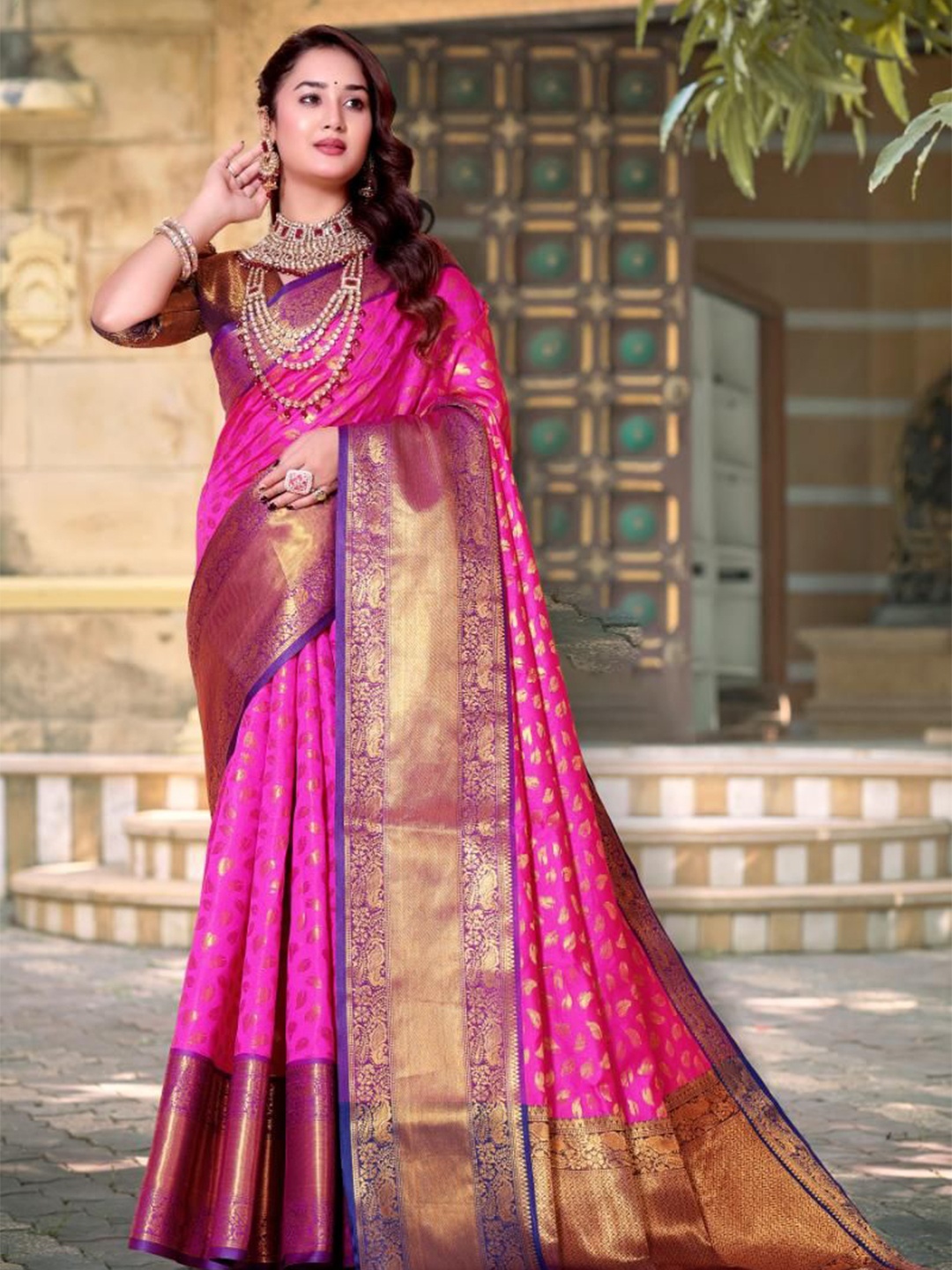 

jayant creation Woven Design Zari Silk Blend Banarasi Saree, Pink