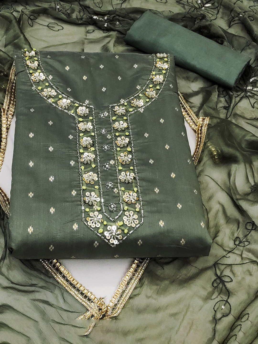 

SHADOW & SAINING Embellished Semi-Stitched Dress Material, Green