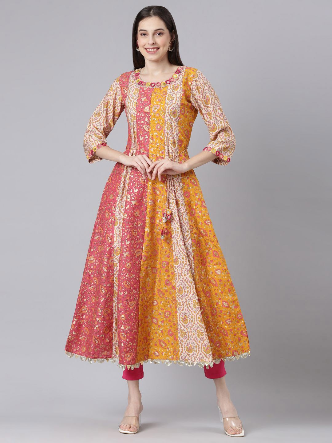 

Neerus Floral Print Maxi Dress, Pink